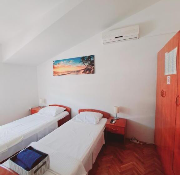 اتاق استاندارد, Guesthouse Varnica