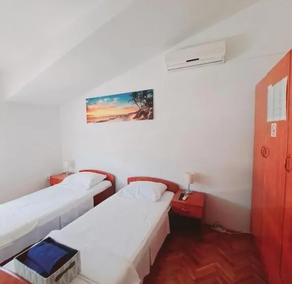スタンダードルーム, Guesthouse Varnica