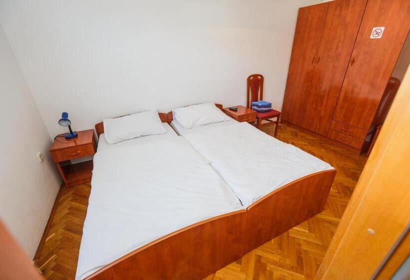 Номер Стандарт, Guesthouse Varnica