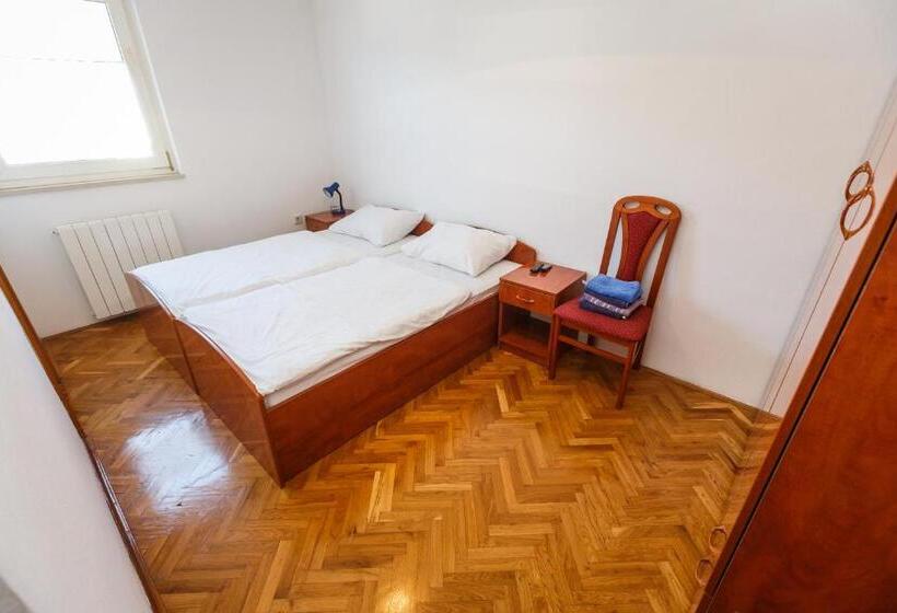 اتاق استاندارد, Guesthouse Varnica