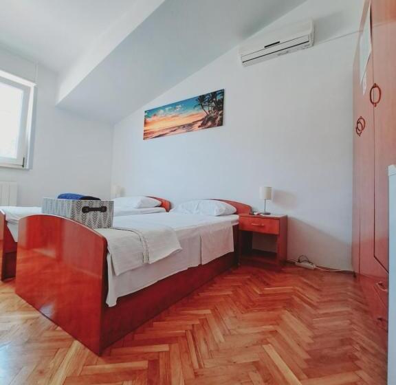 اتاق استاندارد, Guesthouse Varnica