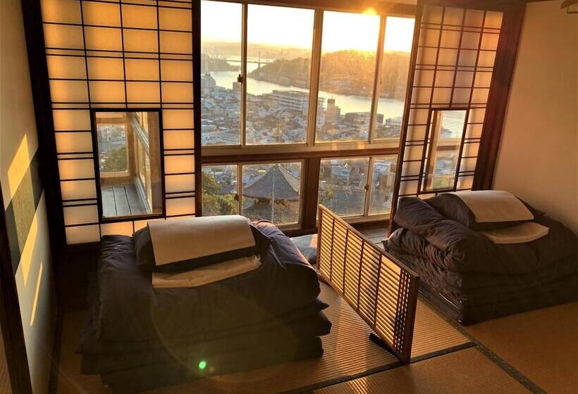 공동 객실, Onomichi Guest House Miharashitei