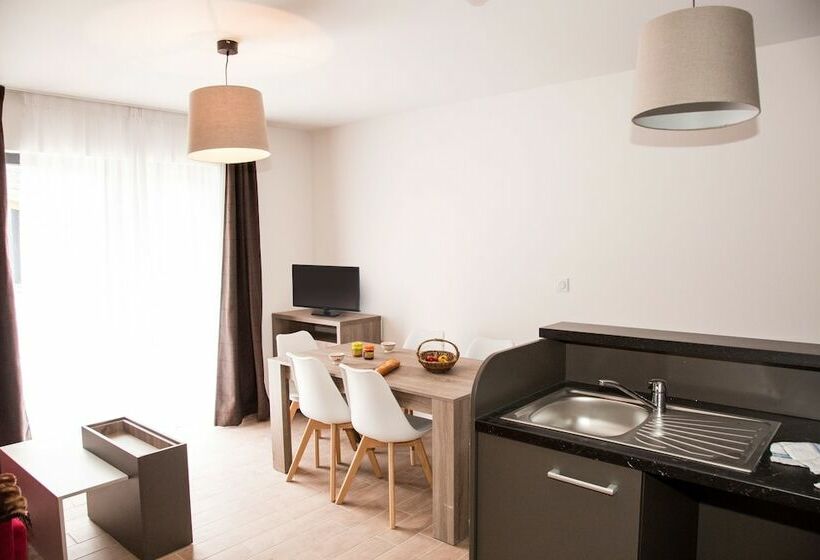 带1个卧室的公寓, Residence Prestige Odalys Isatis