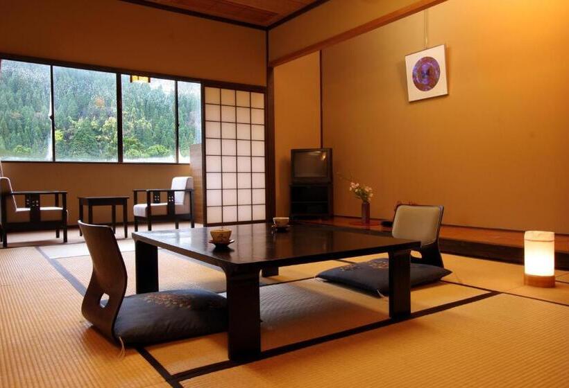 スタンダードルーム, Sanrakuen