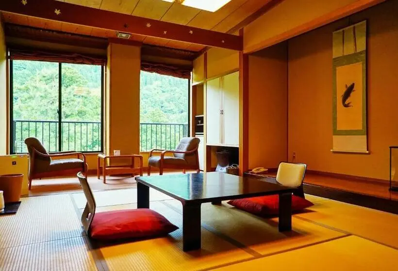 スタンダードルーム, Sanrakuen