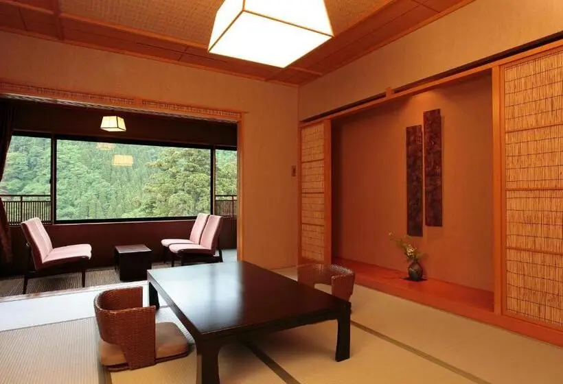 スーペリアールーム, Sanrakuen