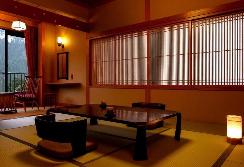 スーペリアールーム, Sanrakuen