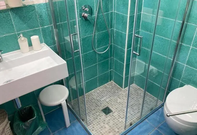 اتاق استاندارد با بالکن و چشم‌انداز دریا, Villa Cerelis