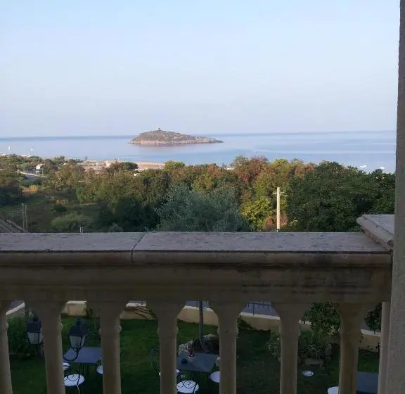 اتاق استاندارد با بالکن و چشم‌انداز دریا, Villa Cerelis