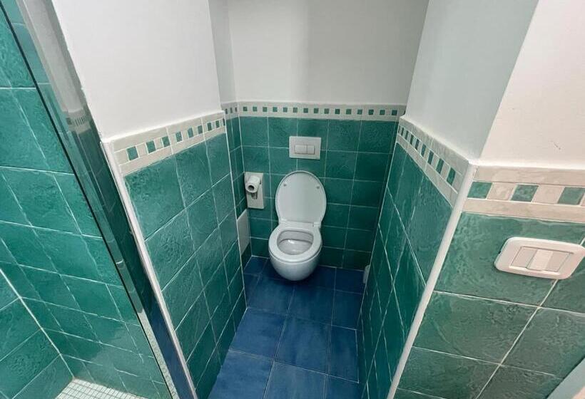 غرفة قياسية رباعية مطلة على الحديقة, Villa Cerelis