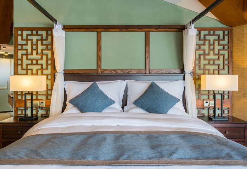 جناح ديلوكس, Walden Lugu Lake Zen Retreat