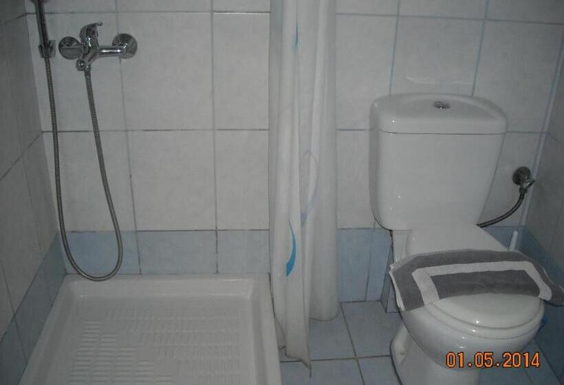 テラス付きスタンダードワンルーム, Zoe's Studios