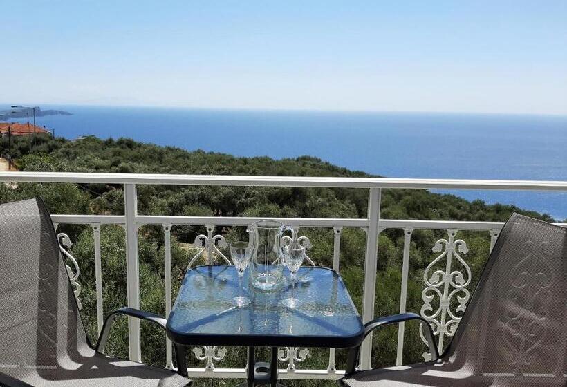 オーシャンビューのデラックストリプルルーム, Zoe's Studios