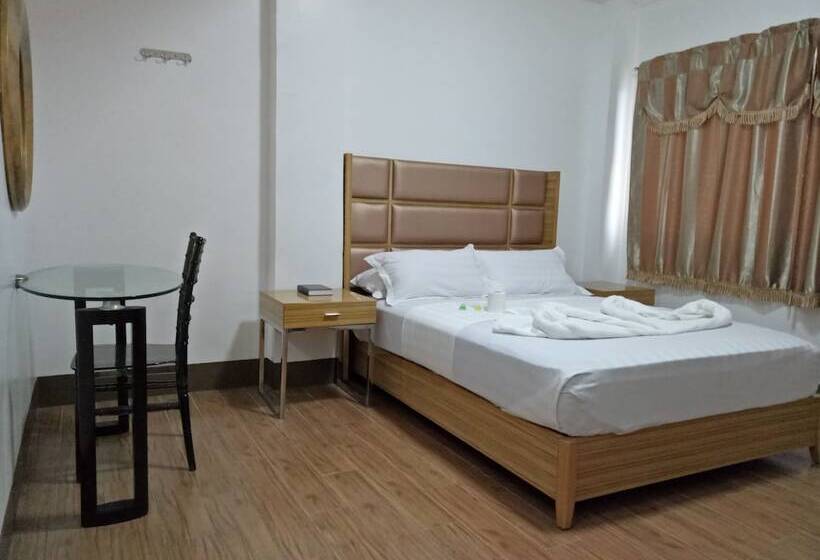 패밀리 룸, Meaco Hotel   Anilao