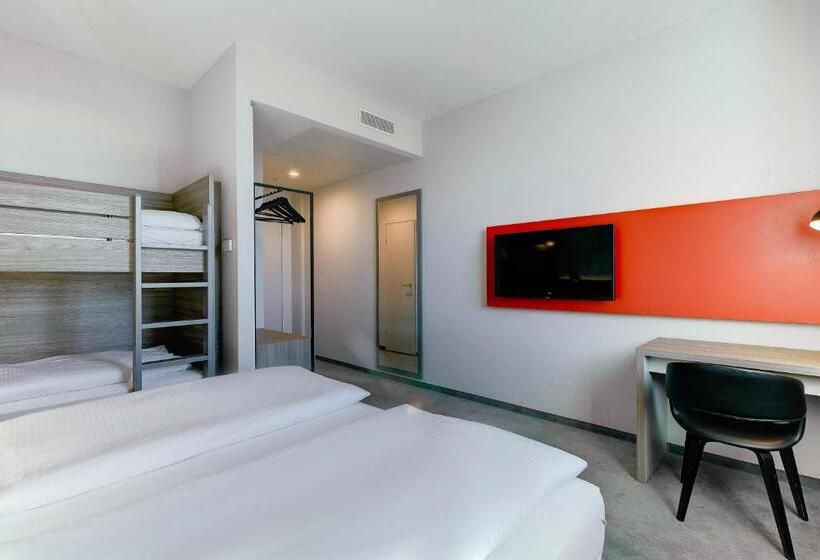 חדר סטנדרט עם מיטת קומתיים, Campanile Leipzighalle Airport