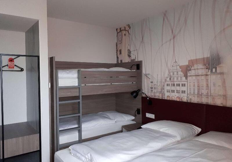 חדר סטנדרט עם מיטת קומתיים, Campanile Leipzighalle Airport