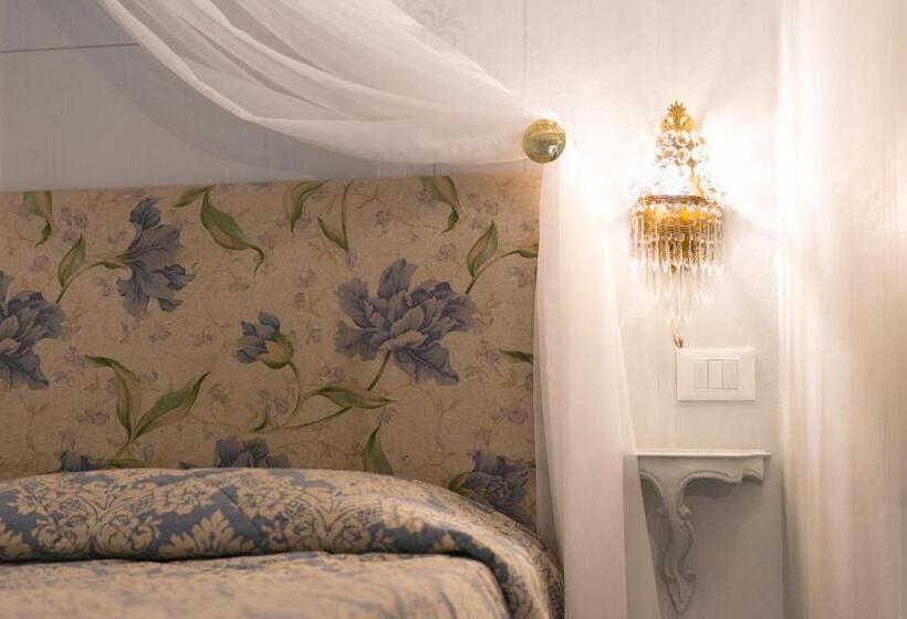 سوییت سوپریور, Corte Dei Neri