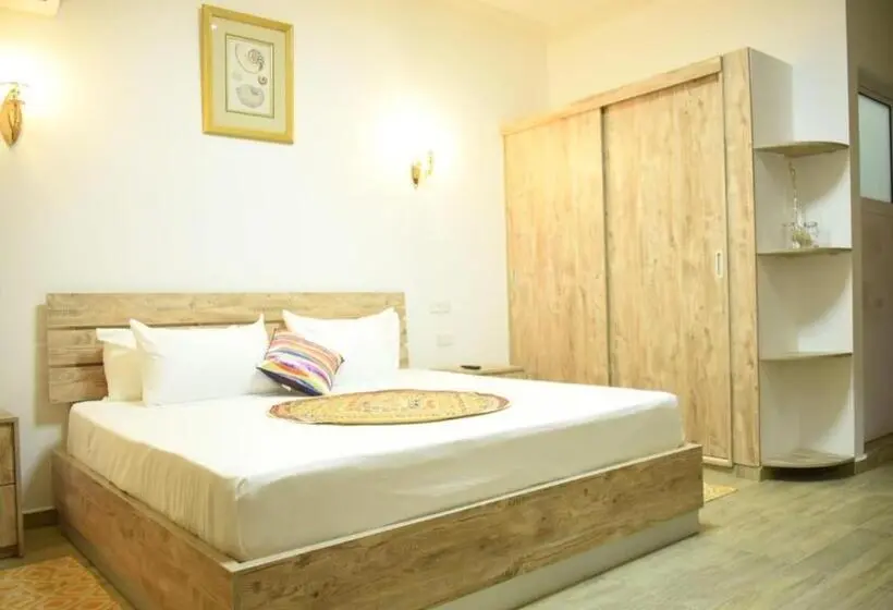 اتاق استاندارد با بالکن, Easy Stay Residence