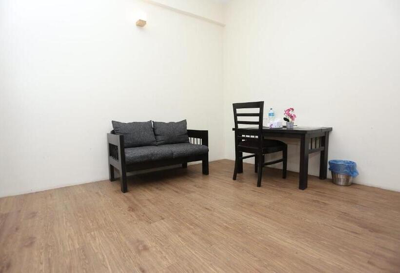 استودیوی استاندارد, Hema