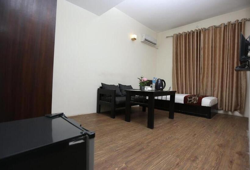 سوییت جونیور, Hema