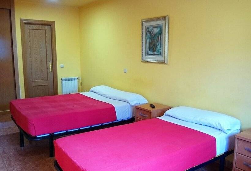 اتاق استاندارد سه نفره, Hostal San Marcos Ii