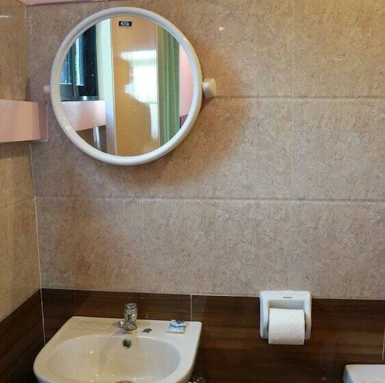 اتاق استاندارد, Gravino Pension House