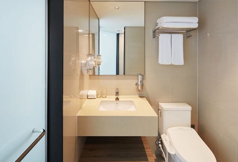 ダブルベッドスタンダードルーム, Holiday Inn Express Seoul Hongdae, An Ihg