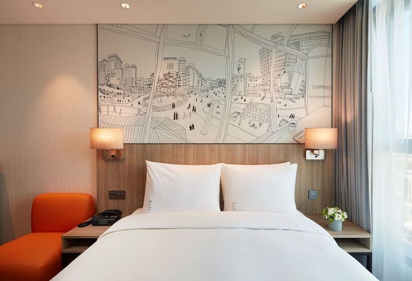 Camera Standard Letto Matrimoniale, Holiday Inn Express Seoul Hongdae, An Ihg
