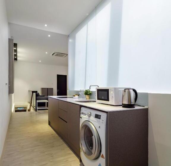 2 Szobás Deluxe Lakosztály, Hutton Central Managed By The Ascott Limited