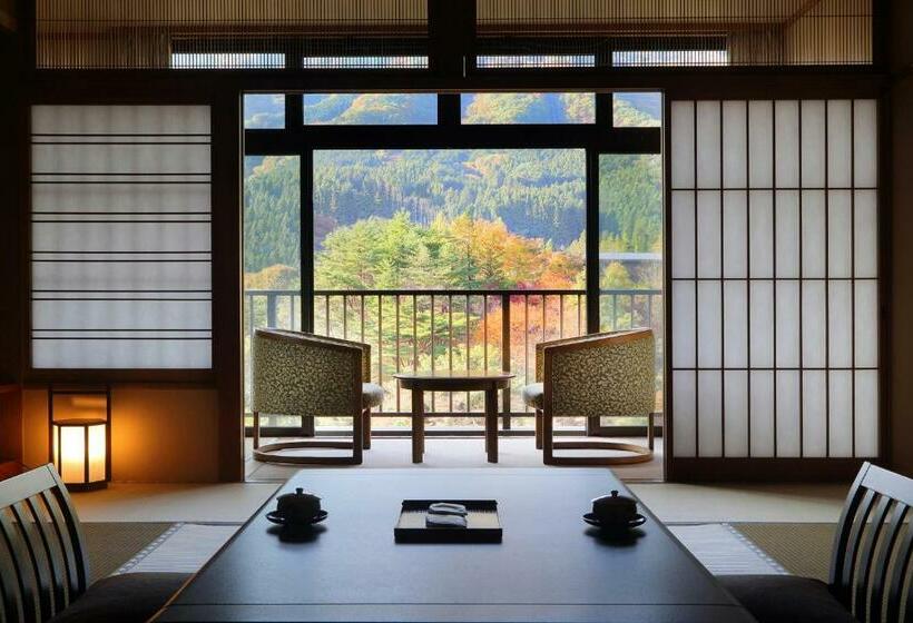 חדר סטנדרט, Nanaeyae