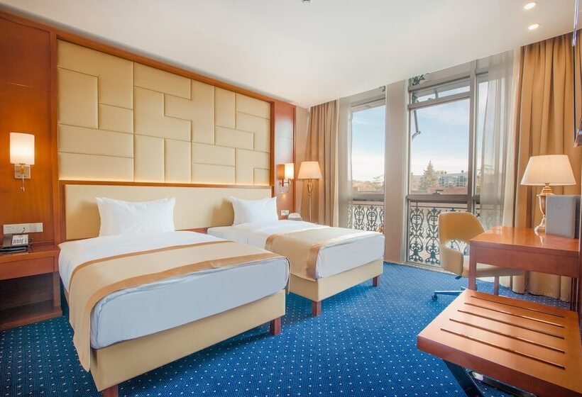 اتاق استاندارد, New Tiflis