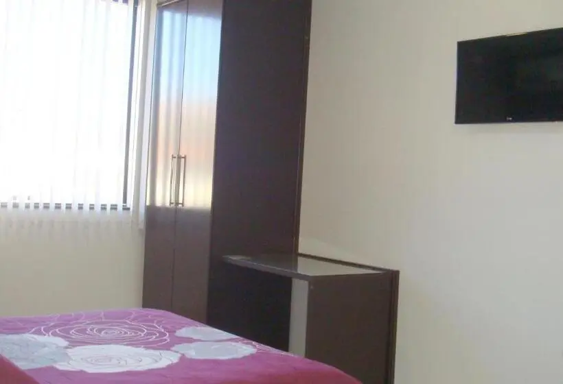 Deluxe Kolmen Hengen Huone, San German