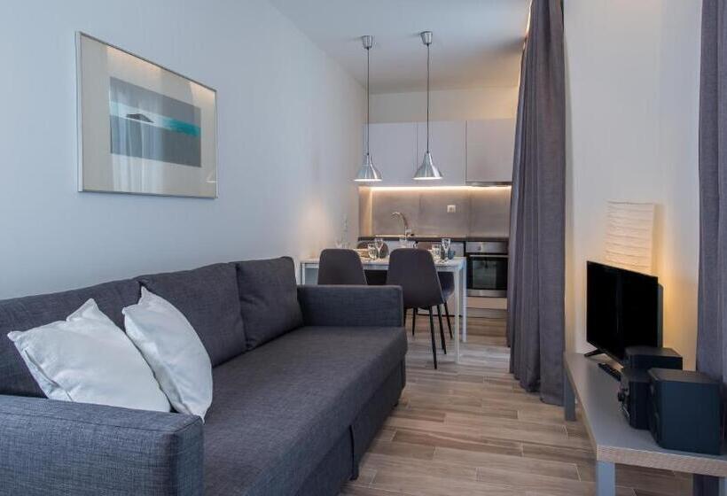 1 Bedroom Deluxe Apartment, Spot Apart