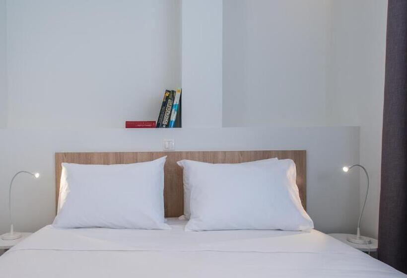 1 Bedroom Apartment, Spot Apart