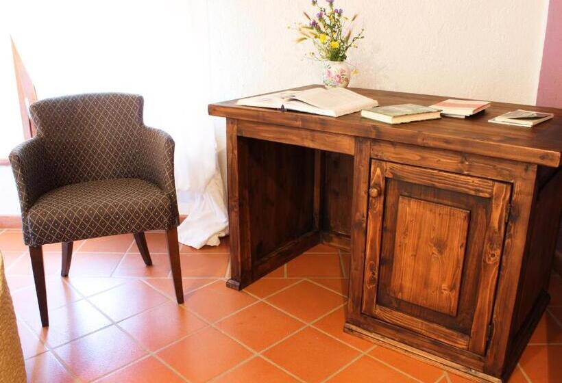 デラックスルーム, Agriturismo Boschi Di Montecalvi