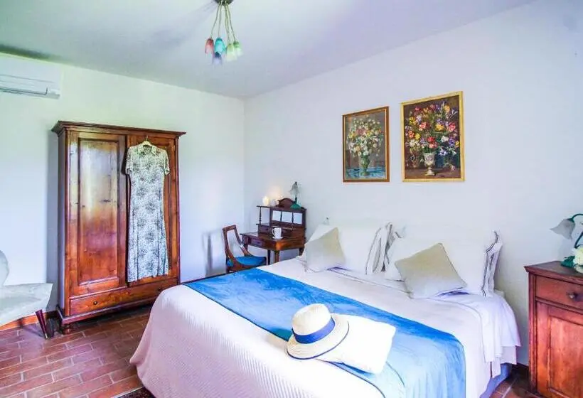 デラックスビラの１ベッドルーム, Agriturismo Boschi Di Montecalvi