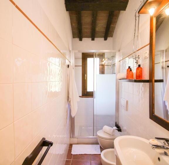 ガーデンビュースタンダードルーム, Agriturismo Boschi Di Montecalvi