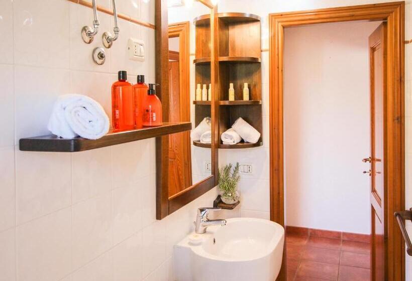 ガーデンビュースタンダードルーム, Agriturismo Boschi Di Montecalvi