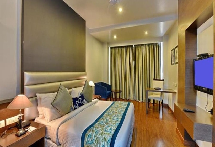 חדר אקזקיוטיב, M B Greens Clarks Inn