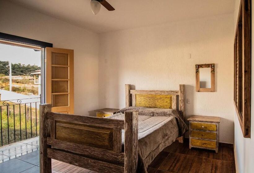 标准间, Pouso Tiradentes