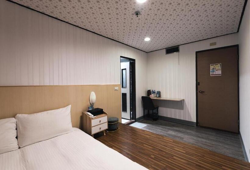 اتاق استاندارد, Sofu