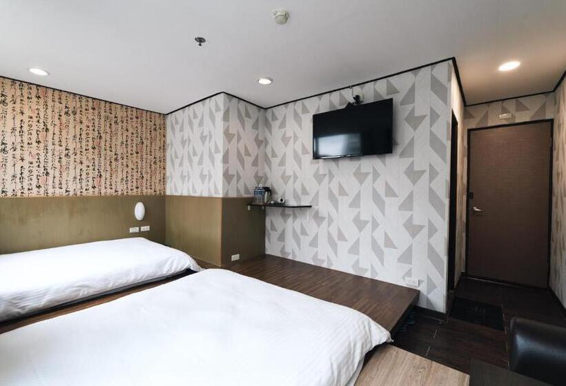 اتاق استاندارد چهار تخته, Sofu