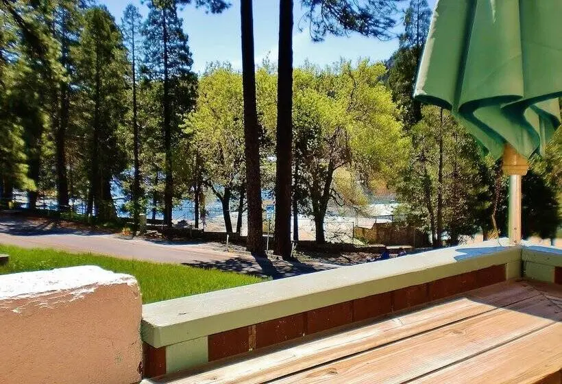 デラックスルーム, The North Shore Inn