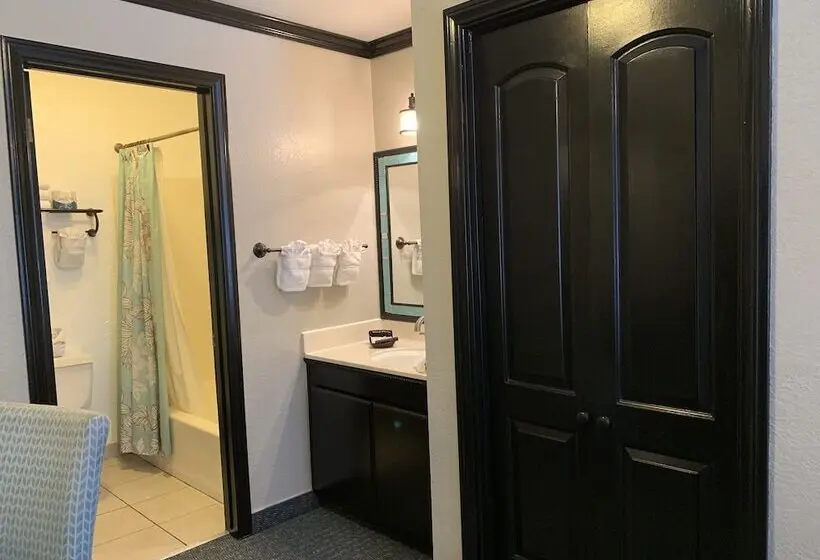 デラックスルーム, The North Shore Inn