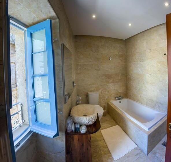 مجموعه ویستا شهر, Casa Azzopardi Suites