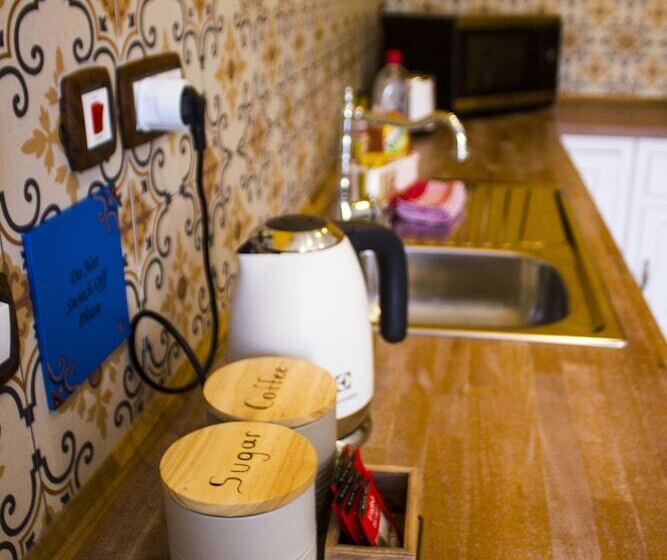 مجموعه ویستا شهر, Casa Azzopardi Suites