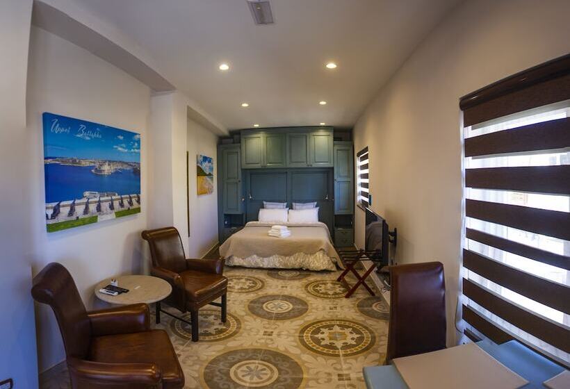 مجموعه ویستا شهر, Casa Azzopardi Suites