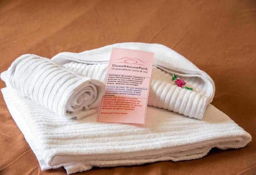 Номер Стандарт Трехместный, Guest House Park Valmontone