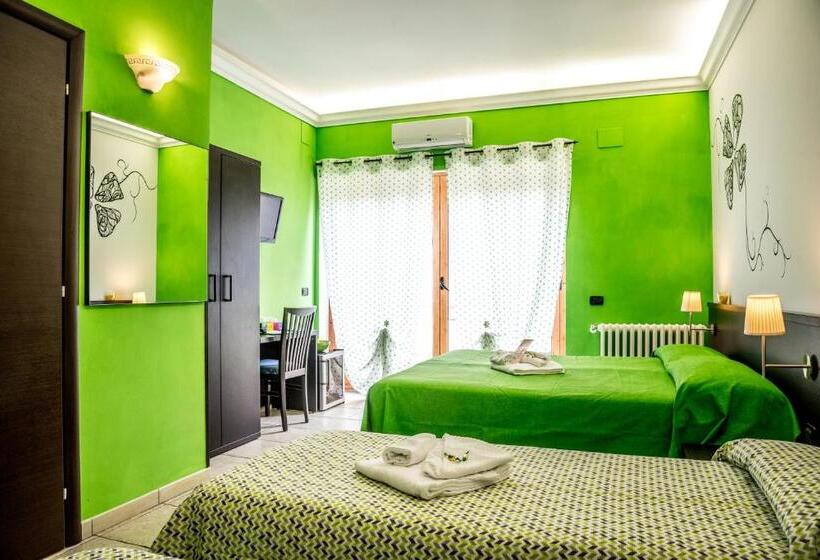 Четырехместный Номер Стандарт, Guest House Park Valmontone