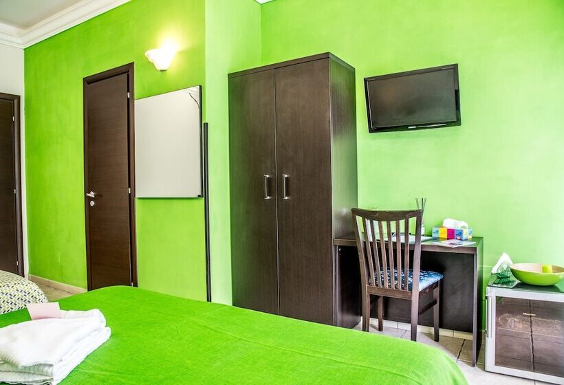 Четырехместный Номер Стандарт, Guest House Park Valmontone